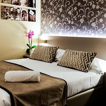 Albergo Firenze מלון 3*