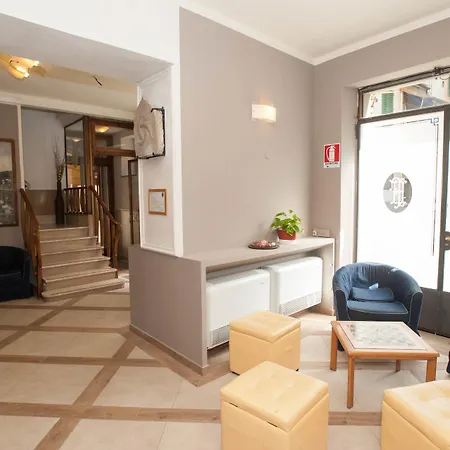 Albergo Firenze מלון