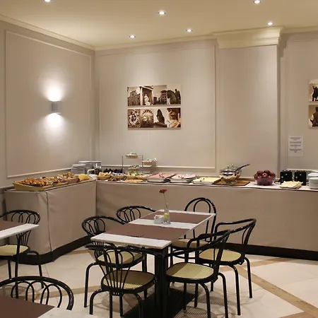 Albergo Firenze מלון 3*