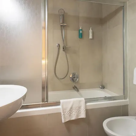 Albergo Firenze 3* פירנצה