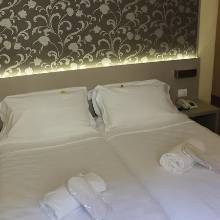Albergo Firenze 3* Florença